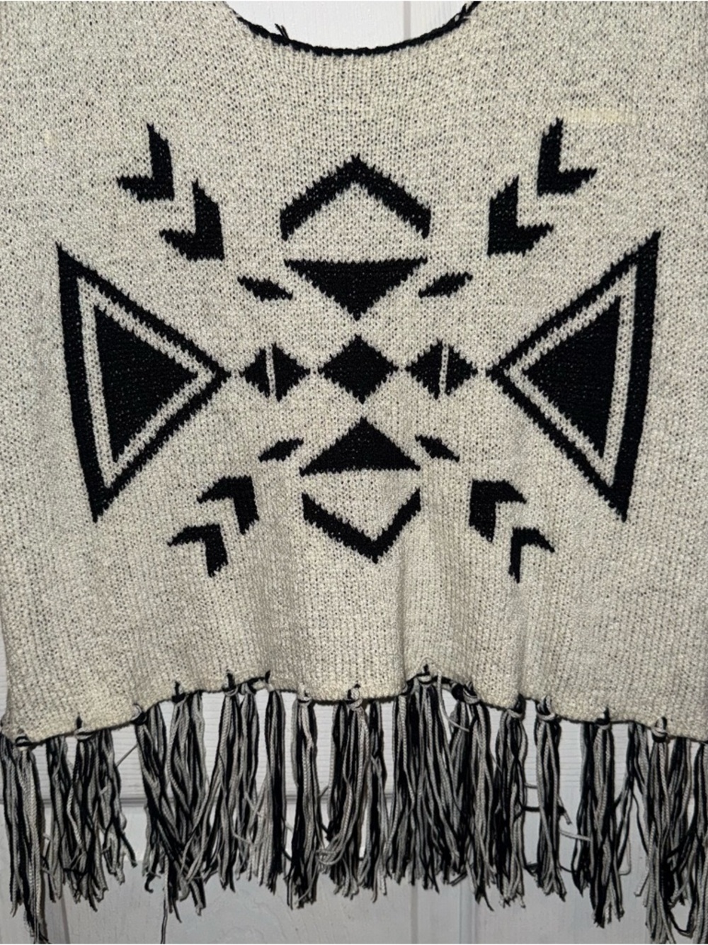 AMOLI Black & Cream Knit Sweater Tank Top - Picture 2 of 5